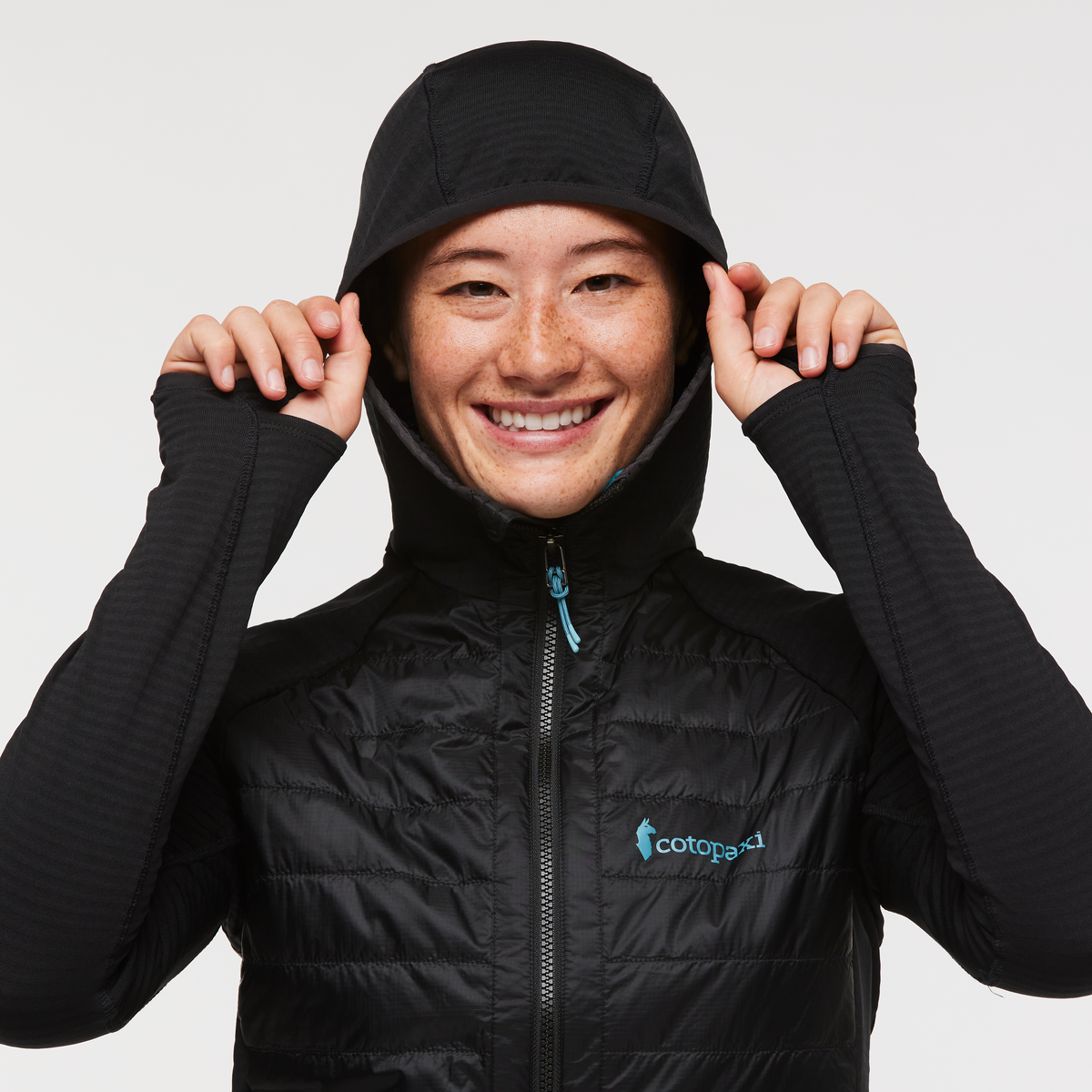 Capa Hybrid Insulated Hooded Jacket - Women's - Image 25
